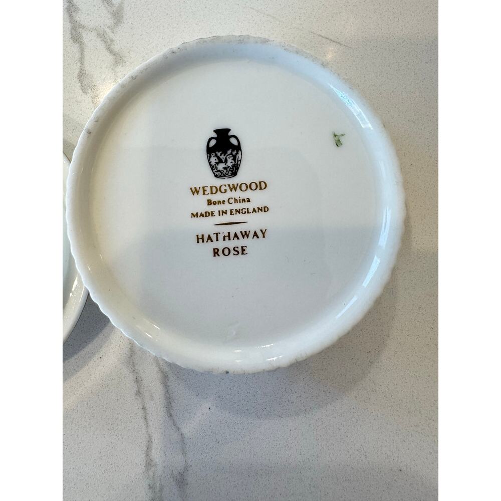 Vintage Wedgwood Hathaway Rose Bone China Trinket Box - Picture 4 of 5